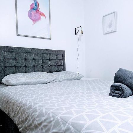 City Centre Comfort Northampton Apartamento Exterior foto