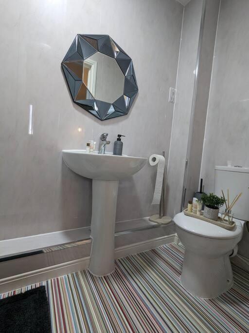 City Centre Comfort Northampton Apartamento Exterior foto